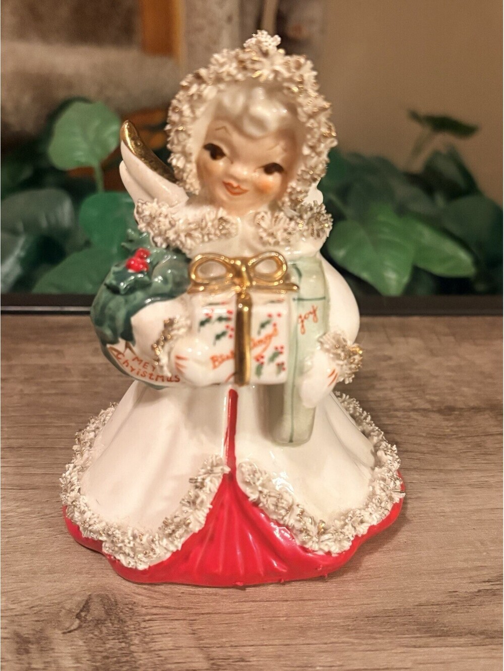 Vtg NAPCO Japan Ceramic Christmas White Angel Holding Gifts MCM Rare Misprint